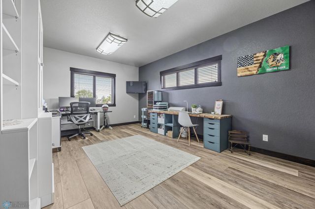 120 Lindsey Court, Mapleton, ND 58059