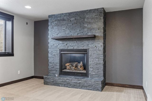 120 Lindsey Court, Mapleton, ND 58059