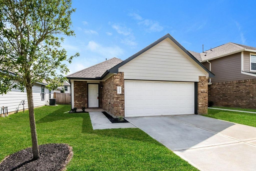 1117 Copal, Conroe, TX 77301