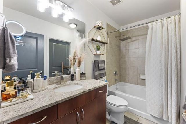 400 W Peachtree Street NW 1215, Atlanta, GA 30308