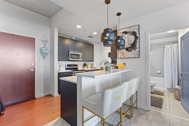 400 W Peachtree Street NW 1215, Atlanta, GA 30308