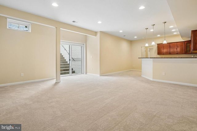 5580 SPRIGGS MEADOW DR, Woodbridge, VA 22193