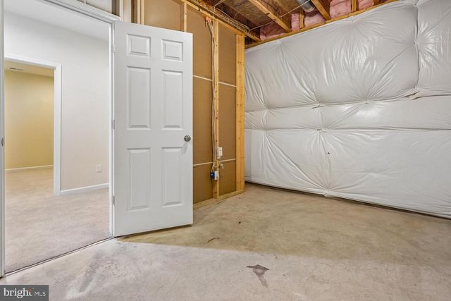 5580 SPRIGGS MEADOW DR, Woodbridge, VA 22193