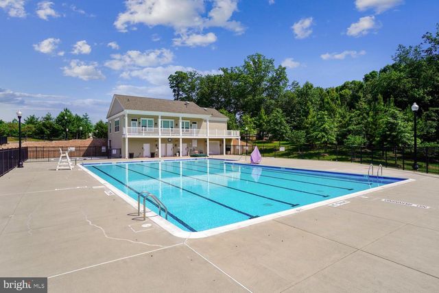 5580 SPRIGGS MEADOW DR, Woodbridge, VA 22193