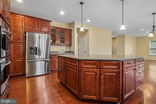 5580 SPRIGGS MEADOW DR, Woodbridge, VA 22193
