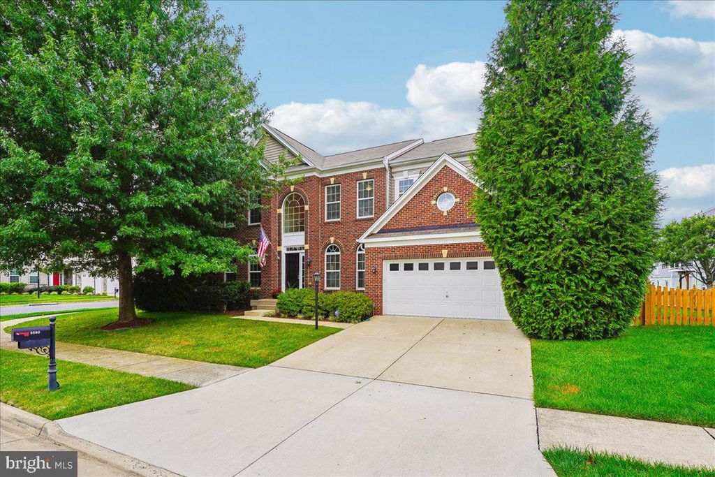 5580 SPRIGGS MEADOW DR, Woodbridge, VA 22193