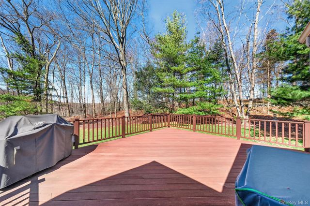 73 Colonel Enoch Drive, Carmel, NY 10512