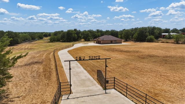 4277 N Fm 52, Weatherford, TX 76088