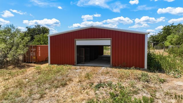 4277 N Fm 52, Weatherford, TX 76088