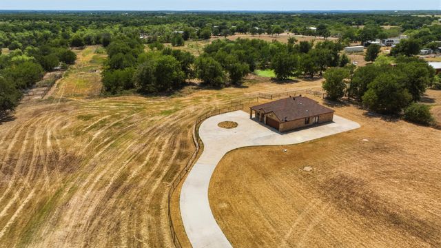 4277 N Fm 52, Weatherford, TX 76088