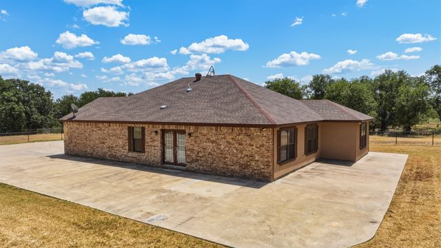 4277 N Fm 52, Weatherford, TX 76088