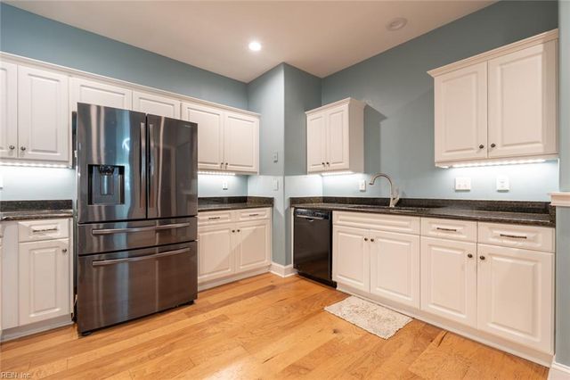 2036 Nicklaus DR, Suffolk, VA 23435