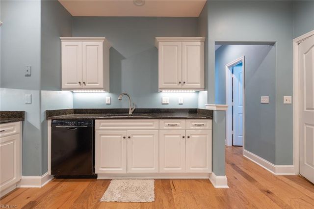 2036 Nicklaus DR, Suffolk, VA 23435