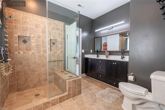 2036 Nicklaus DR, Suffolk, VA 23435
