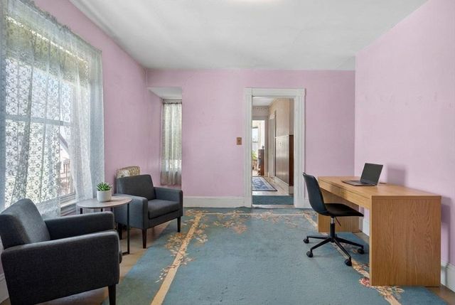 135 Allen Ave, Lynn, MA 01902