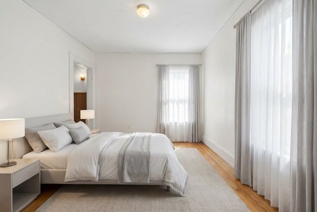 135 Allen Ave, Lynn, MA 01902