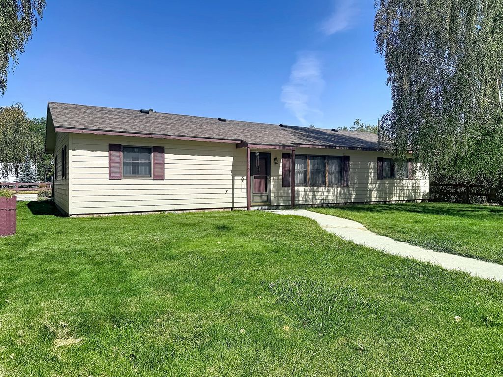 410 W Snider Street, Buffalo, WY 82834 photo 3