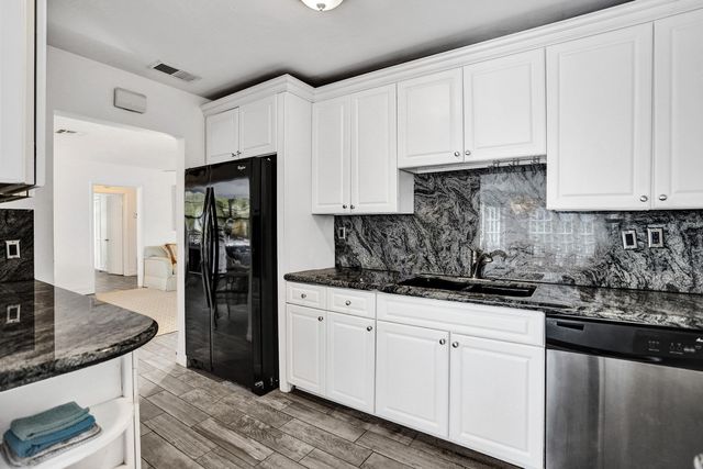 107 N Swinton Circle, Delray Beach, FL 33444