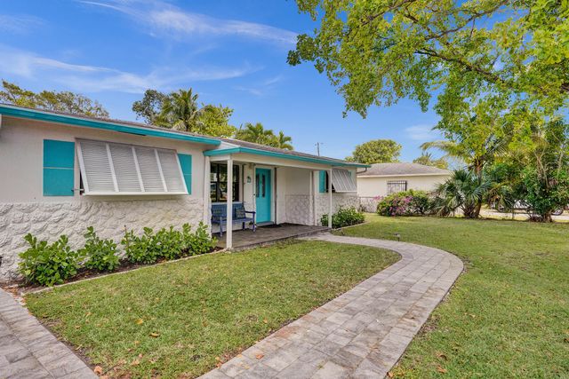 107 N Swinton Circle, Delray Beach, FL 33444