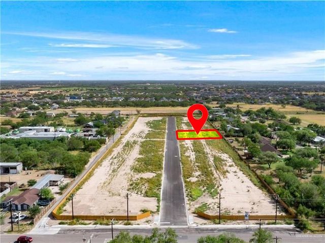 1210 S Michigan Street, Alton, TX 78573