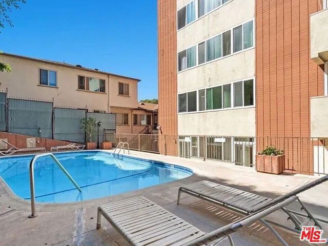 540 Kelton Avenue 2A, Los Angeles, CA 90024
