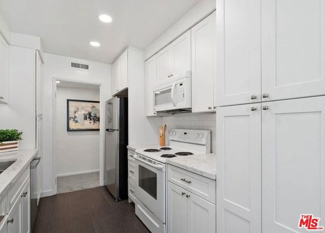 540 Kelton Avenue 2A, Los Angeles, CA 90024