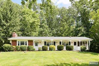35 Ricker Drive, Ringwood, NJ 07456