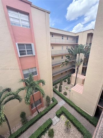 1975 W 44th Pl 401, Hialeah, FL 33012