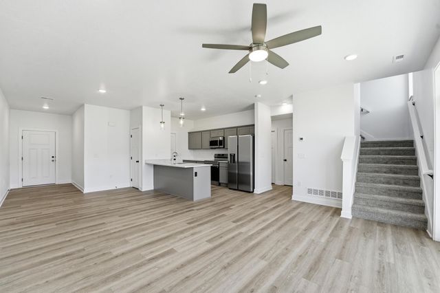 212 NW Waverly Drive, Waukee, IA 50263