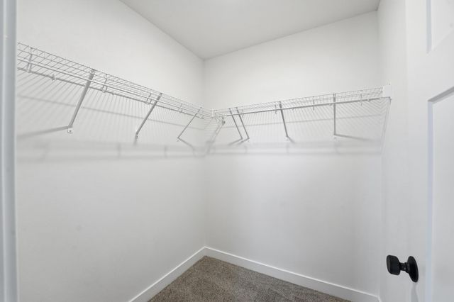 212 NW Waverly Drive, Waukee, IA 50263