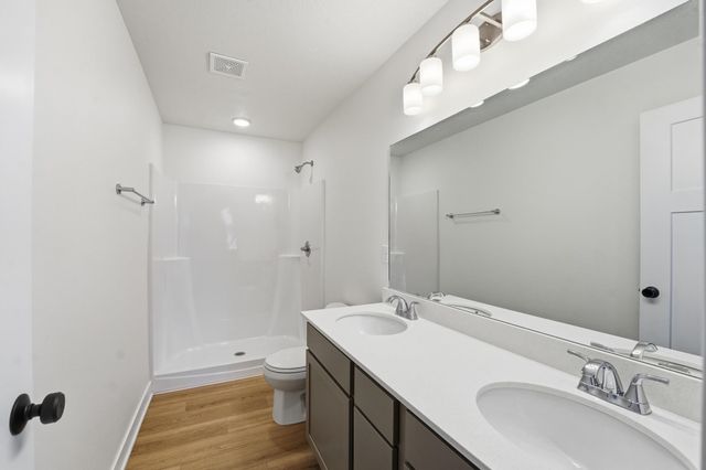 212 NW Waverly Drive, Waukee, IA 50263