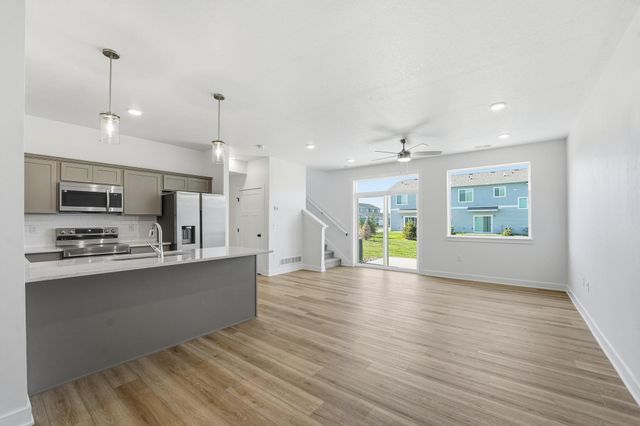 212 NW Waverly Drive, Waukee, IA 50263