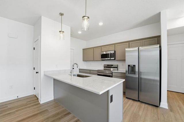 212 NW Waverly Drive, Waukee, IA 50263