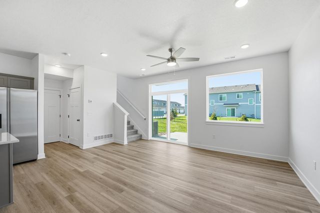 212 NW Waverly Drive, Waukee, IA 50263