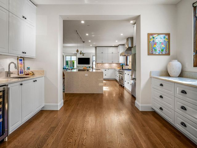 1425 37th St, Sacramento, CA 95816