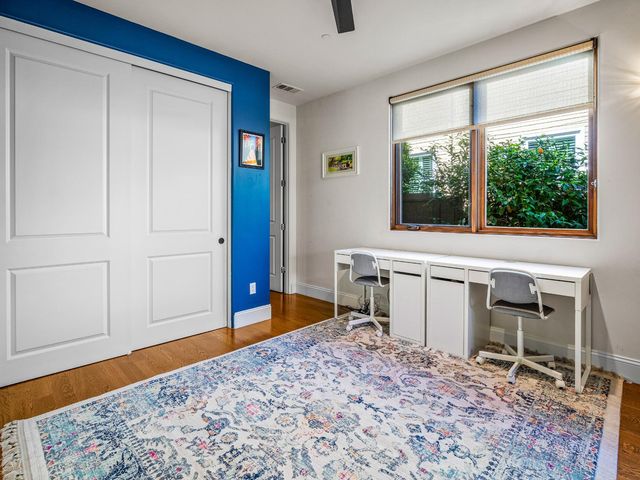 1425 37th St, Sacramento, CA 95816