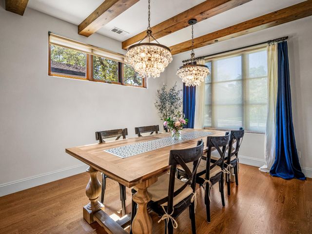 1425 37th St, Sacramento, CA 95816