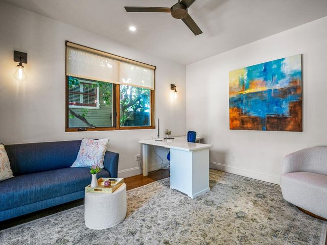 1425 37th St, Sacramento, CA 95816