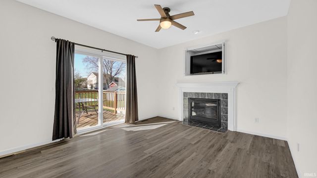11532 Catlin Bridge Court, Granger, IN 46530