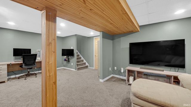 11532 Catlin Bridge Court, Granger, IN 46530