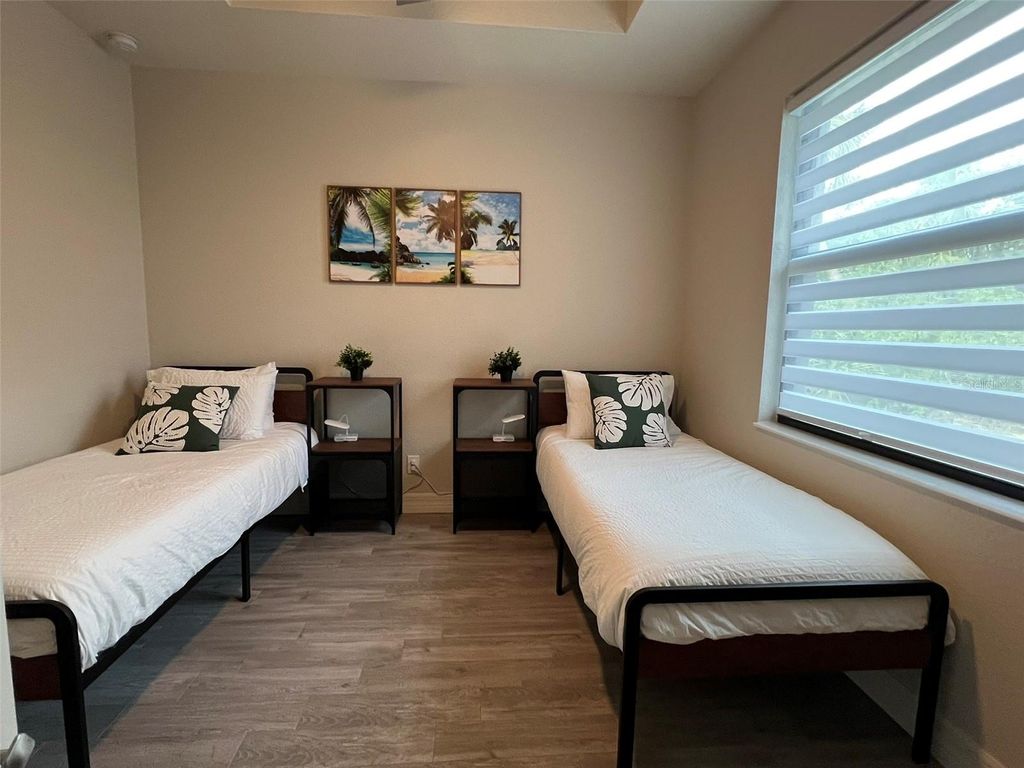 Image 34 of property listing at 1458 MINCEY TERRACE, North Port, FL 34286