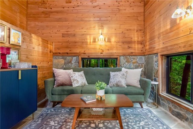 25 Nickwasi Way, Blue Ridge, GA 30513