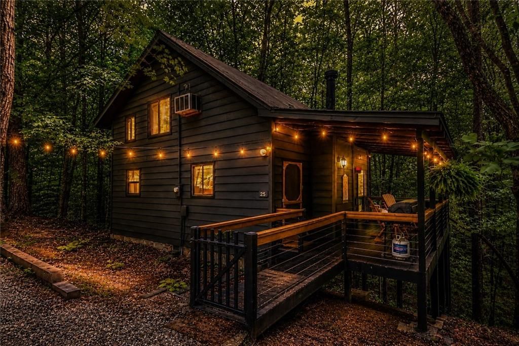 25 Nickwasi Way, Blue Ridge, GA 30513