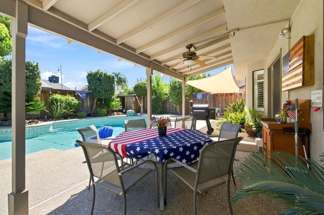 6730 Lynch Ave, Riverbank, CA 95367