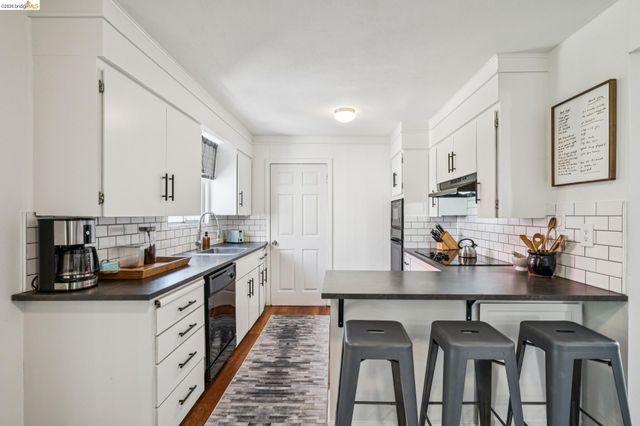 712 40Th St, Richmond, CA 94805