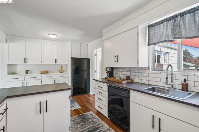 712 40Th St, Richmond, CA 94805