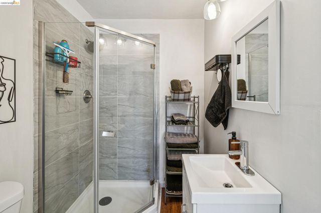 712 40Th St, Richmond, CA 94805