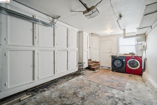 712 40Th St, Richmond, CA 94805