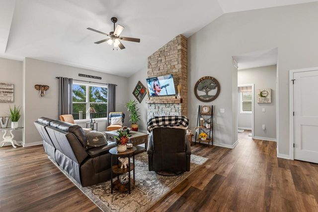 387 Drumlin LOOP, Ripon, WI 54971