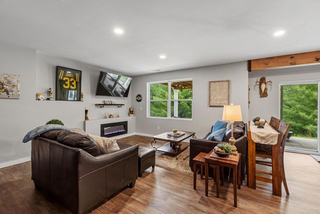 387 Drumlin LOOP, Ripon, WI 54971